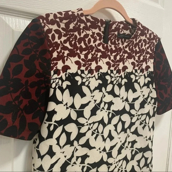 Zara Women's Floral Short Sleeve Sheath Work Dress XS - Picture 4 of 7